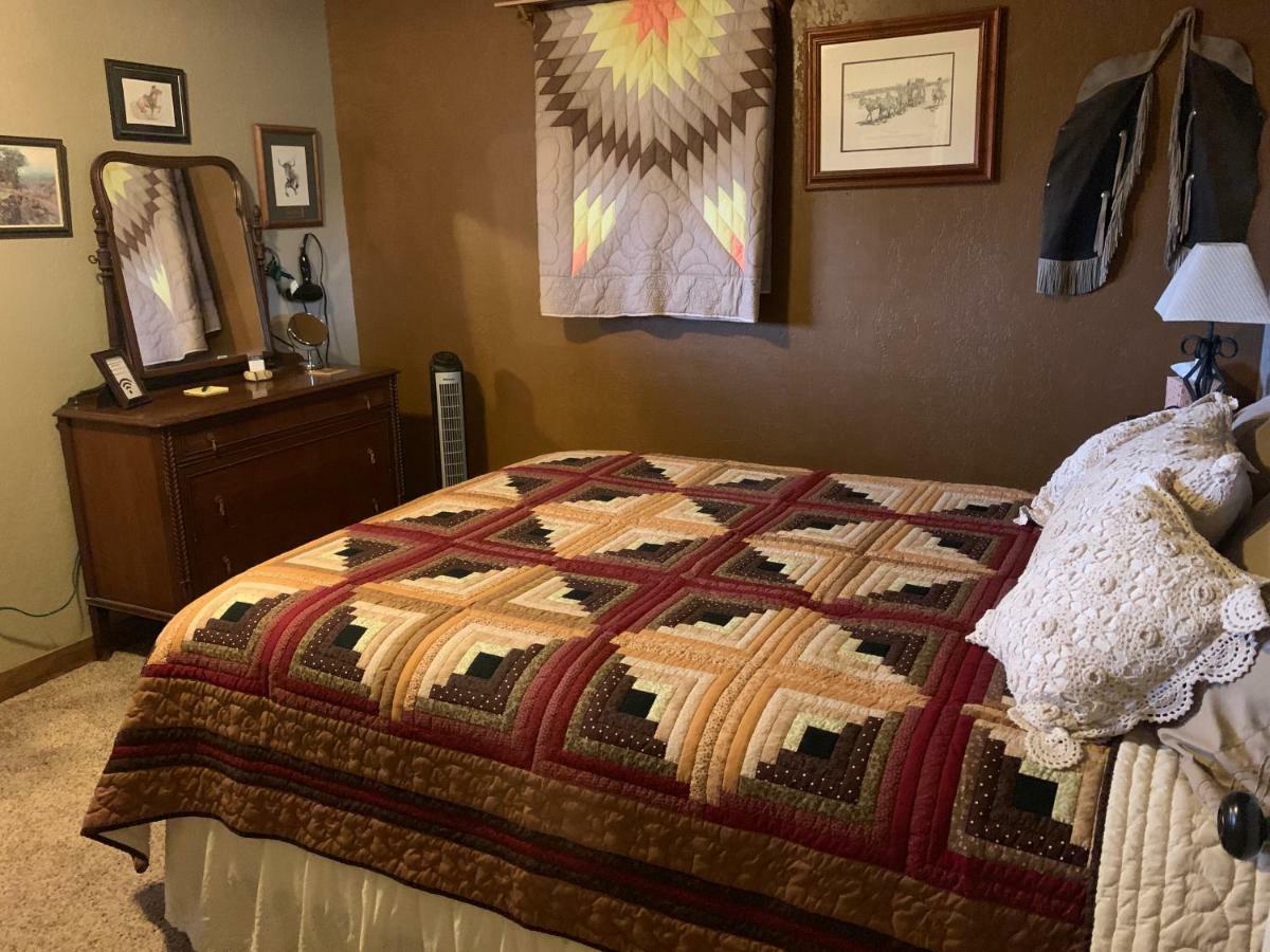 Zion'S Backyard Bed And Breakfast Colorado City Bagian luar foto