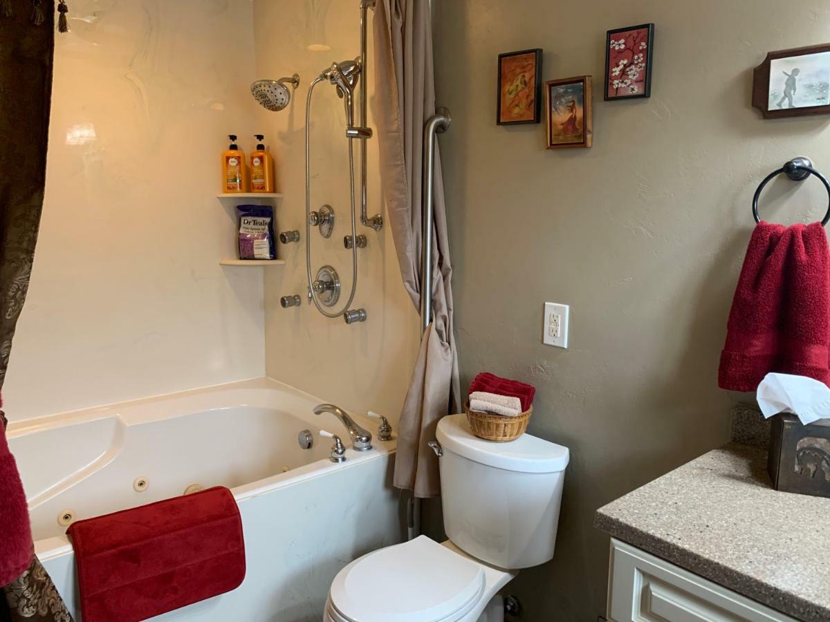 Zion'S Backyard Bed And Breakfast Colorado City Bagian luar foto